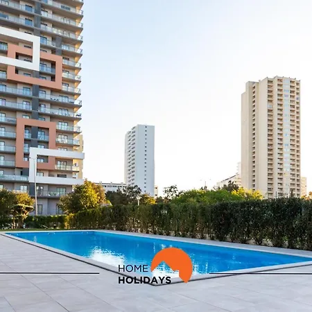 #192 Crystal By Holidays